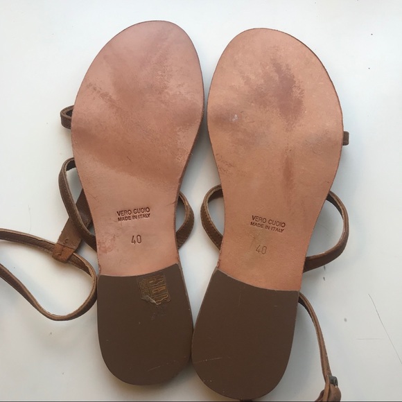 Cocobelle tan gladiator sandal with gold beading - Picture 5 of 5